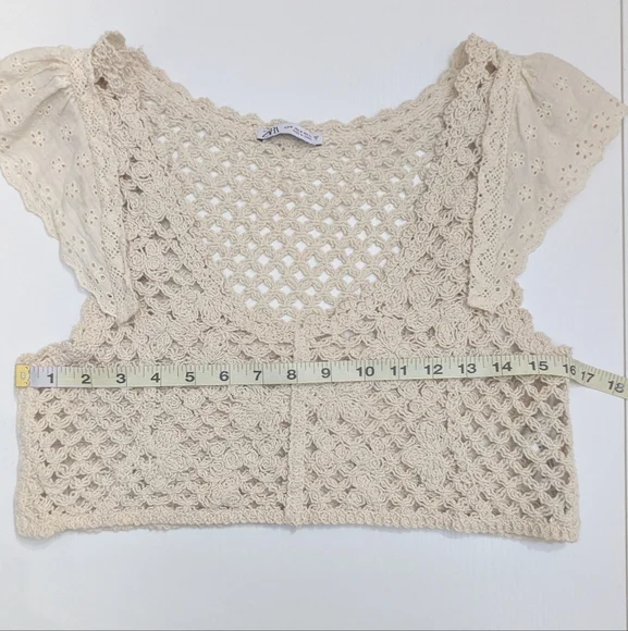 Zara Woman Ivory Cream Crochet Crop Top Bralette Cap Flutter Sleeve Summer M - Picture 4 of 9